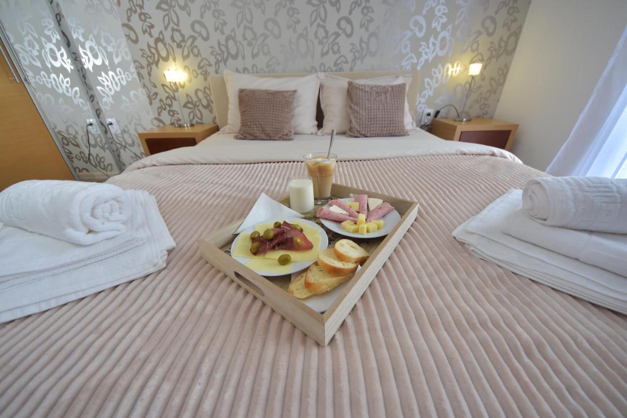 Hotel Luznjanin Restoran I Sobe à Josanicka Banja Extérieur photo