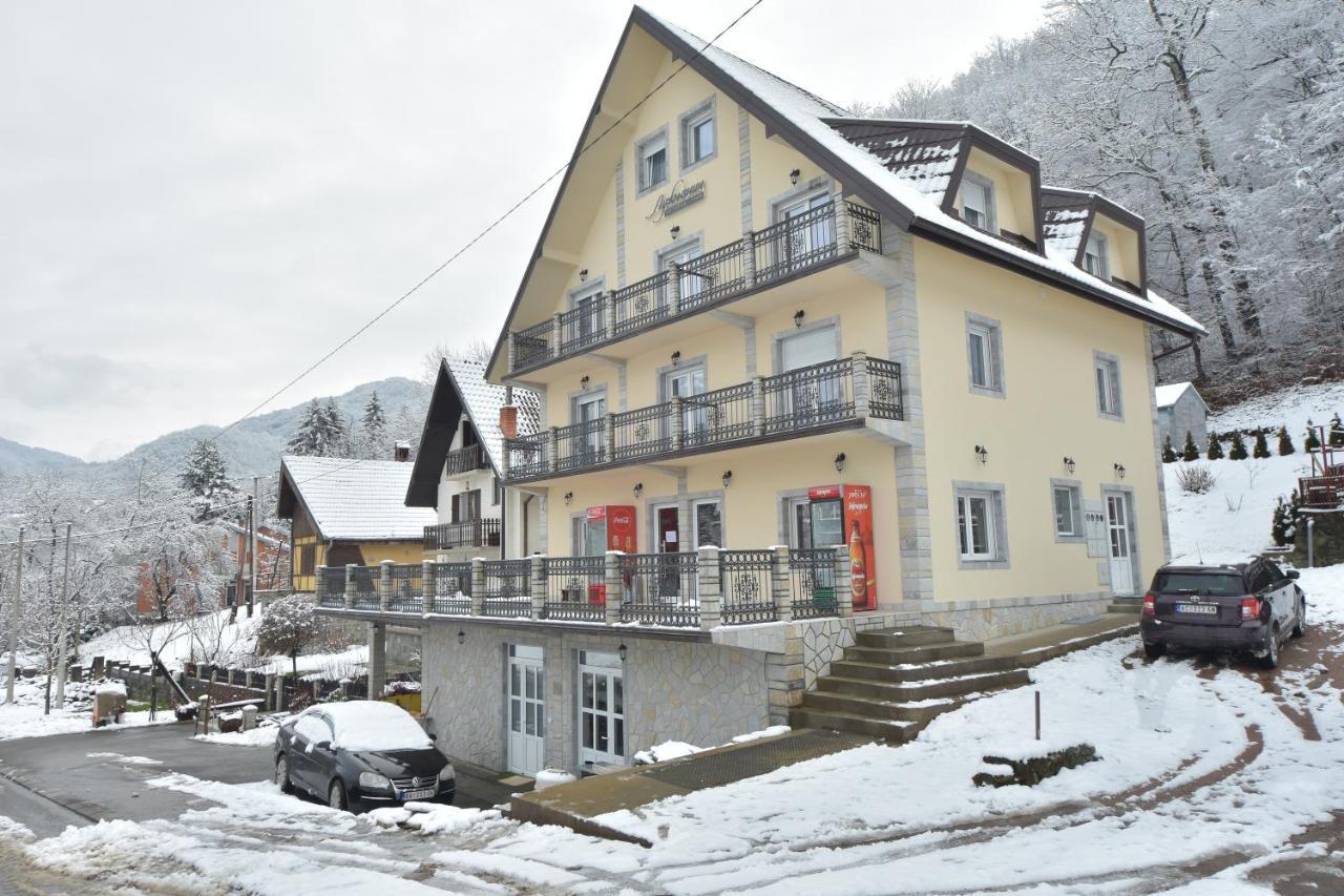 Hotel Luznjanin Restoran I Sobe à Josanicka Banja Extérieur photo
